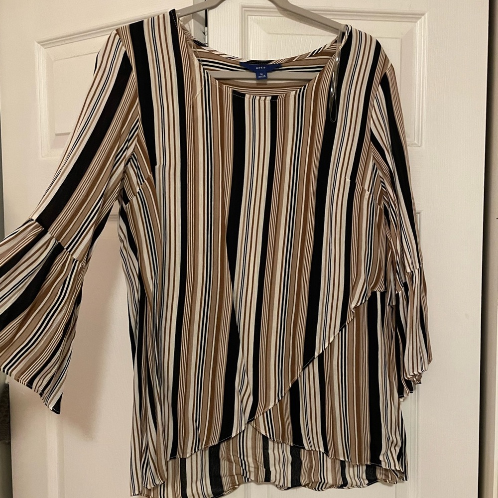 Long sleeved blouse NWT